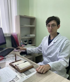 В Тетюшскую ЦРБ пришёл новый врач‑терапевт: кадры пополняются в рамках нацпроекта
