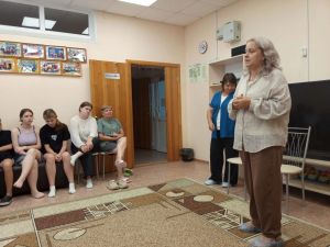 «От „Движения Первых“ до ЗАГСа: лагерь „Ласточка“ собрал необычных спикеров»