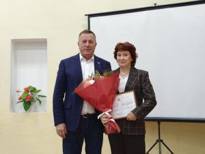 В Тетюшском районе наградили лауреатов Электронной доски почёта РТ: имена и заслуги