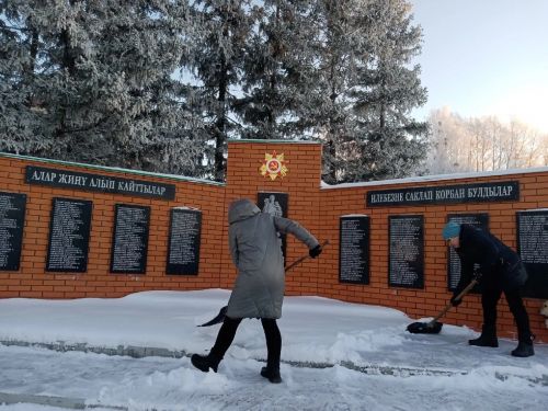 Алабирде авылында «Чиста обелиск» акциясе уздырганнар