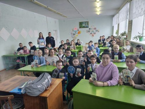 С учащимися Большешемякинской школы была проведена профилактическая беседа по ПДД