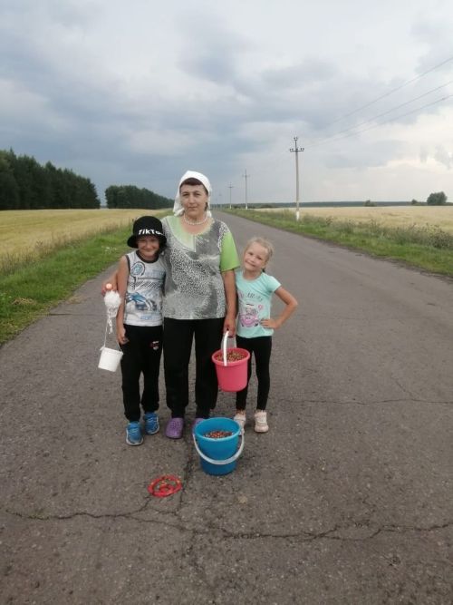 Рузиля Сулейманова - участница фотоконкурса «Бабушка, дедушка и я — лучшие друзья!»