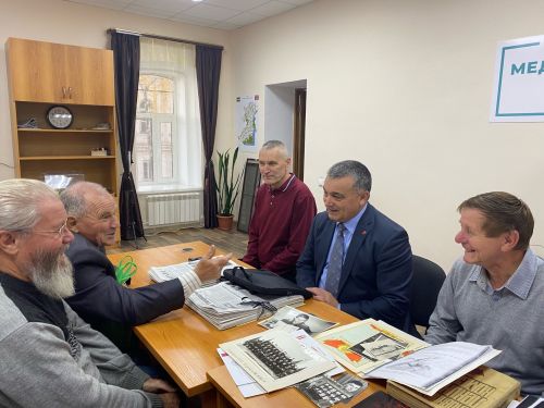 “Авангард” газетасы редакциясендә тематик очрашулар үткәрү традициягә әверелде