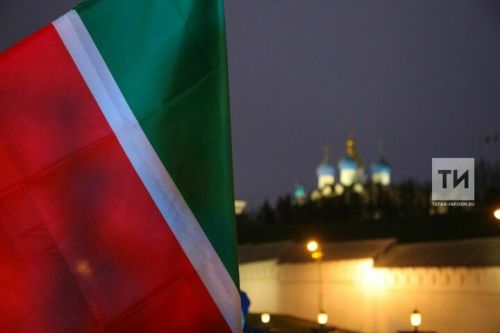 Минниханов опубликовал пост ко Дню Государственного флага Республики Татарстан