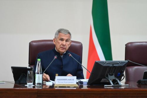 Минниханов высказал мнение о выдвижении Путина на президентских выборах