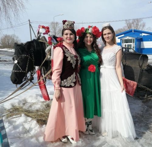 Зур Әтрәч авылында Нәүрүзне билгеләп үткәннәр