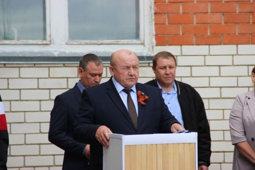 В Богдашкине установили памятную доску