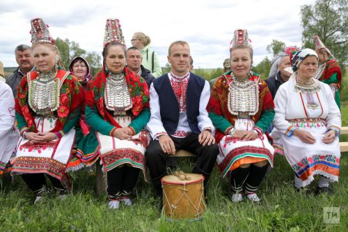 На празднике Семык в селе Пелемеш Агрызского района в гости ждут Минниханова и Зайцева
