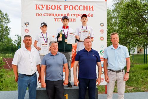 Тәтешлеләр пьедесталны бирмәделәр