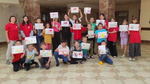 Воспитанники подросткового клуба «Подвиг» провели беседу с ребятами на тему ЗОЖ