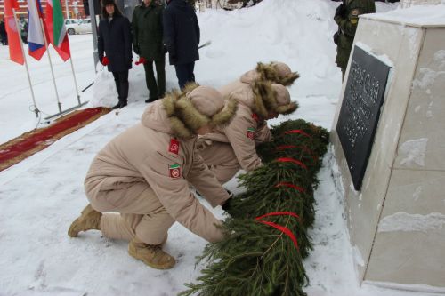 В Тетюшах прошел митинг «Мы помним и чтим твой подвиг, Ленинград!»