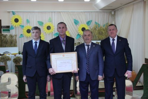 ТР Министрлар Кабинеты Рәхмәте белән бүләкләнделәр