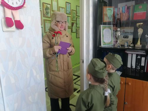 Тетюшские детсадовцы поздравили ветерана войны