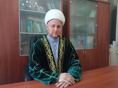 Тәтеш районы имам-мөхтәсибе Инсаф хәзрәт Җәләлетдинов Тәтеш районында яшәүче мөселманнарга мөрәҗәгать итә
