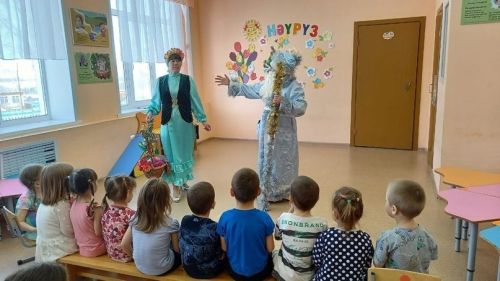 Балалар өчен «Нәүрүз» фольклор бәйрәме үткәрделәр