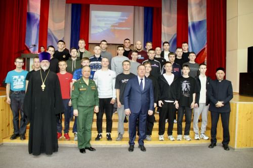 Долг мужчины - Родину защищать!