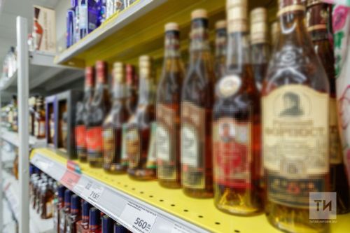 Ситуацию на алкогольном рынке обсудили на заседании Межведомственной комиссии в Тетюшском районе