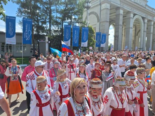 Тетюшане приняли участие во Всечувашском празднике «Акатуй»