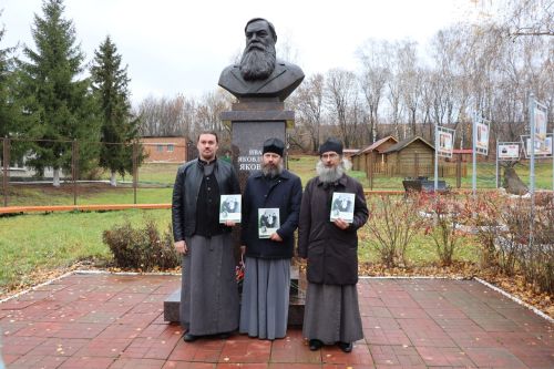 Создатель чувашской азбуки Иван Яковлев снова объединяет народ