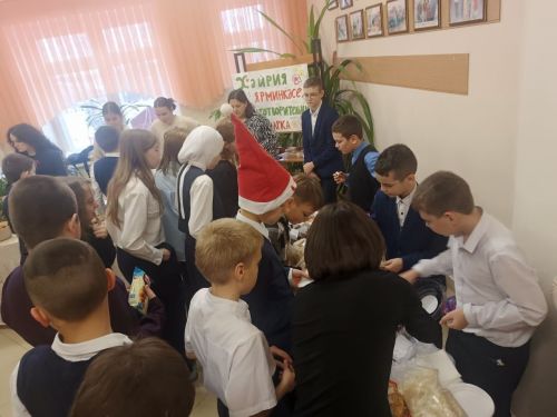 Благотворительная ярмарка прошла в Тетюшской школе