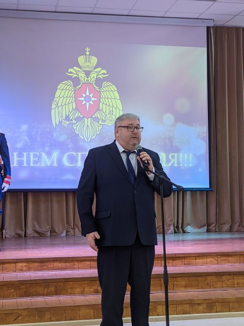 В Тетюшском колледже гражданской защиты прошел концерт, подвященный Дню спасателя