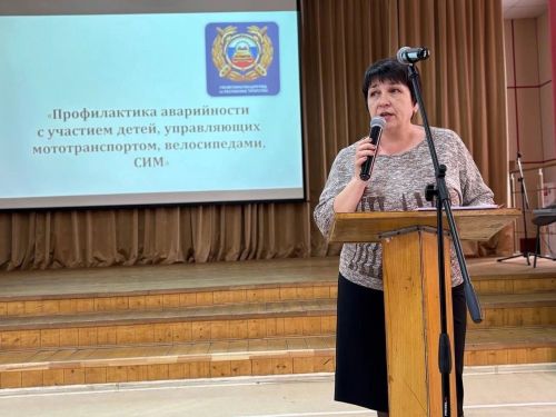 С тетюшскими студентами провели профилактическую беседу по БДД