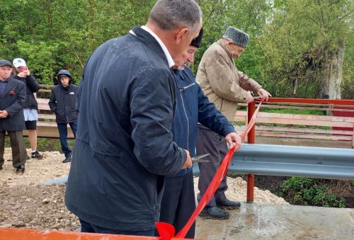 В Больших Атрясях открыли мост
