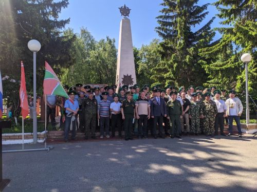 В Тетюшах прошел митинг ко Дню пограничника
