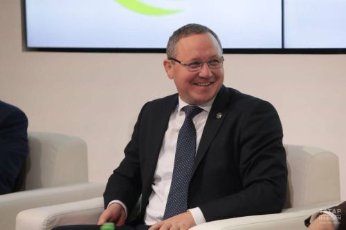 Айдар Салимгараев поздравляет радиослушателей с Днём Радио