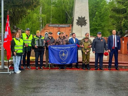 В Тетюшах прошел ретро-автопробег к 80-летию Победы