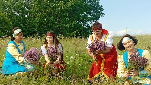 В селе Жуково отметили праздник Ивана Купалы на природе