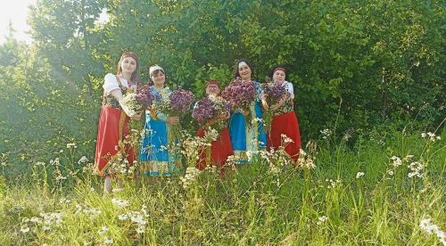 В селе Жуково отметили праздник Ивана Купалы на природе