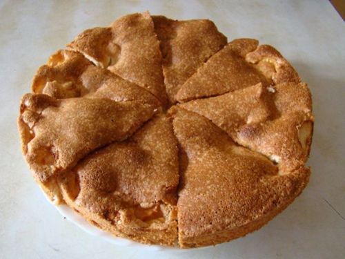 Нежнейший яблочный пирог — простой рецепт для вкусного десерта