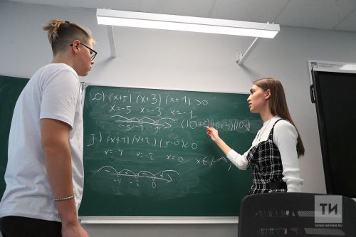 Новый ГОСТ школьной формы: Минпросвещения утвердило стандарты качества