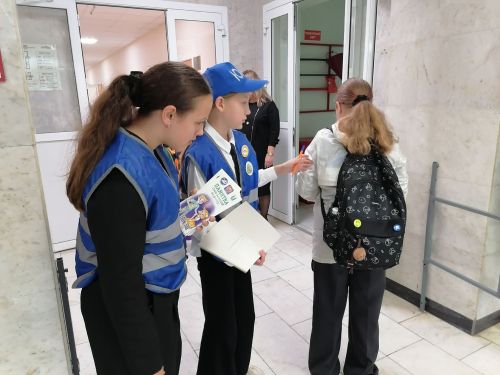 Активисты ЮИД провели рейд по проверке световозвращателей в Тетюшской школе