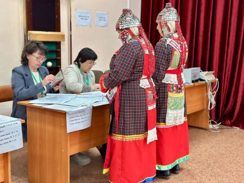 В селах Тетюшского района идет голосование за Раиса РТ