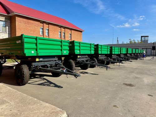 Новые тракторные прицепы появятся в сёлах Тетюшского района