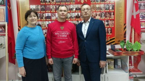 Встреча с Героем России: Михаил Марцев посетил Кляшево