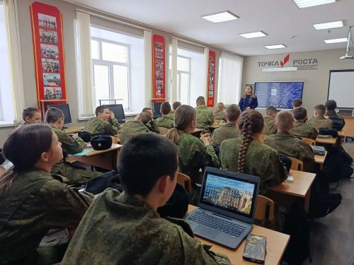 В Тетюшской кадетской школе‑интернате прошла профилактическая беседа с инспектором ПДН