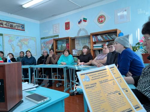 В Тетюшском районе обсудили защиту школьников от телефонных мошенников