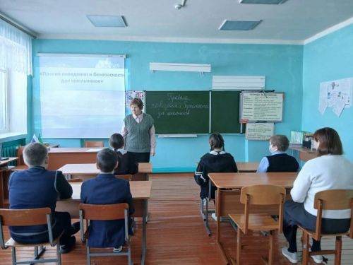 Классный час о безопасности прошёл в Киртелинской школе
