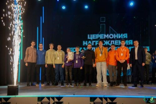 Татарстан победил на Олимпиаде ПФО по управлению дронами и ИТ