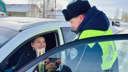 Весеннее настроение от инспекторов ГИБДД