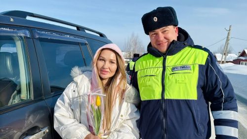 Весеннее настроение от инспекторов ГИБДД