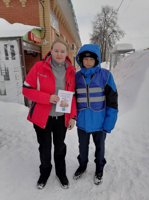 В Тетюшах провели акцию «Весенний свет: за рулем с вниманием!»