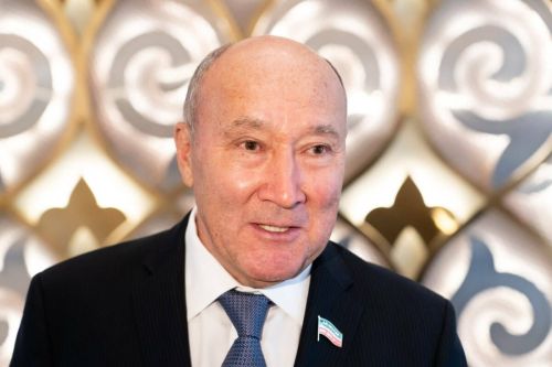 Марат Ахметов поздравил работников СМИ Татарстана с Днём печати республики