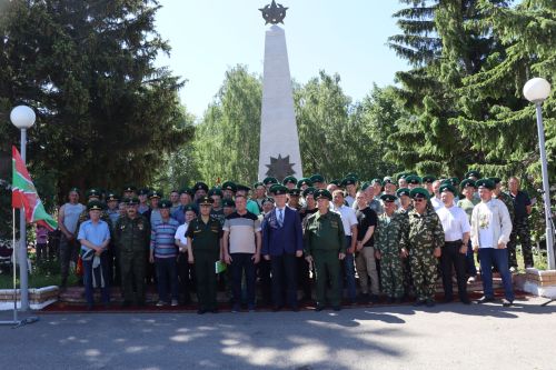 Военнослужащих и ветеранов пограничной службы поздравляет Рамис Сафиуллов
