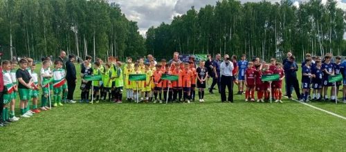 «Школьная футбольная лига»: тетюшские футболисты сразились за победу в Казани