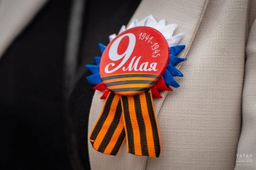 Ветераны Татарстана получили выплаты и подарки ко Дню Победы