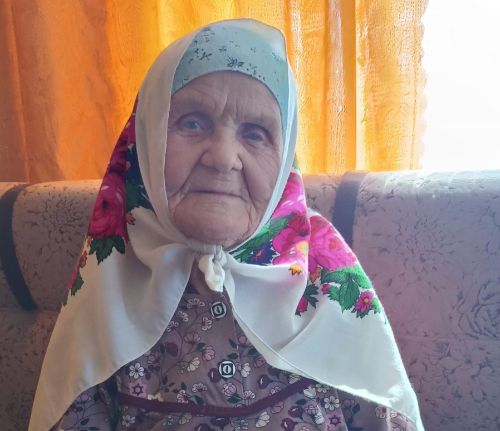 Трудилась наравне со взрослыми